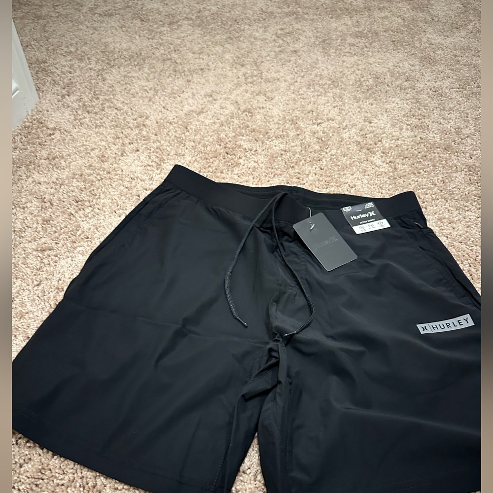 NWT/PACKAGED Hurley Black Shorts (SIZES: Small & Medium) - Picture 3 of 15